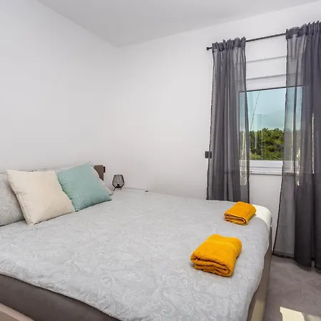Apartman Cozy In With Kitchen Novi Vinodolski
